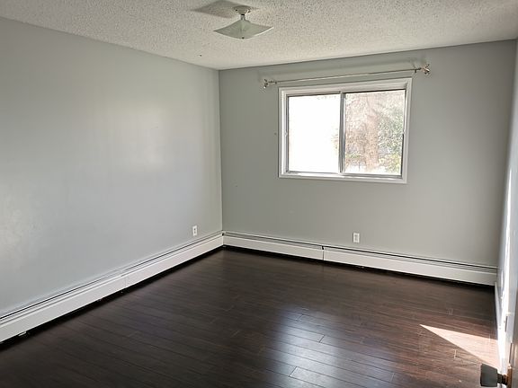 4th image of 1945 105th St NW #103