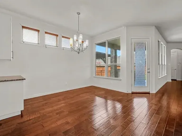 1018 Ivy Charm Way — Photo 23
