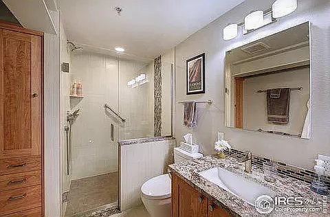 2523 Broadway St #302 — Photo 13