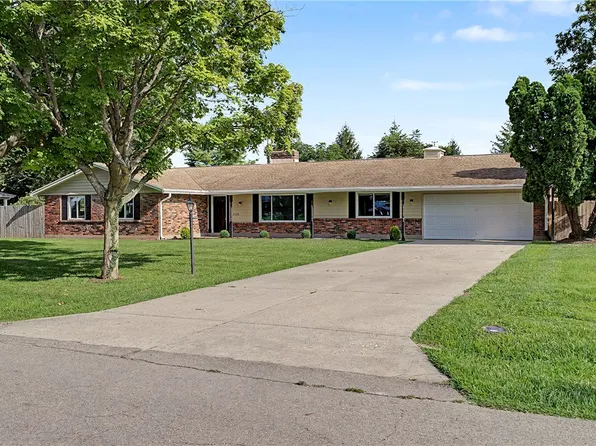 3920 W Barrymore Ln, Dayton, OH 45440
