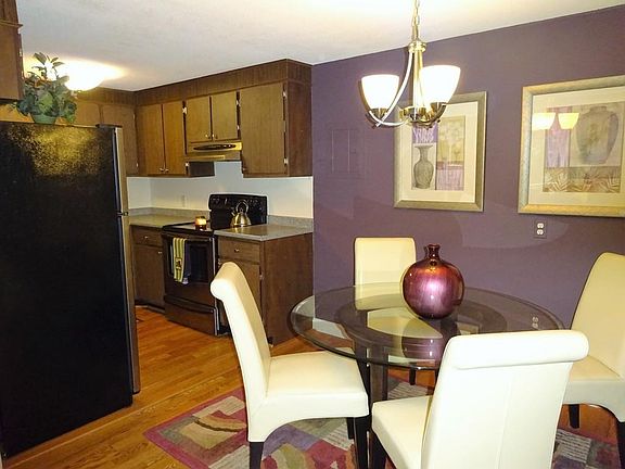 5th image of 219 Rock St APT G12