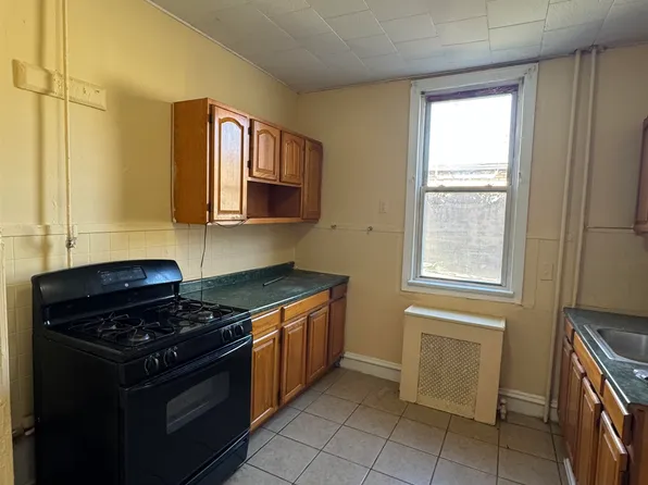 80 Mcadoo Avenue image 4 of 13