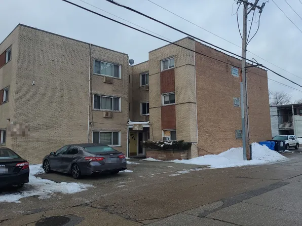 4635 Main St #302, Skokie, IL 60076