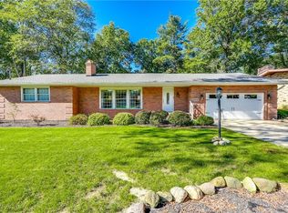 330 Ormsby Rd, Akron, OH 44333