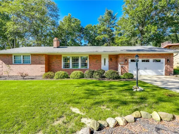 330 Ormsby Rd, Akron, OH 44333