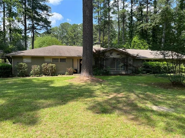 1004 Lawton Cir, Magnolia, AR 71753