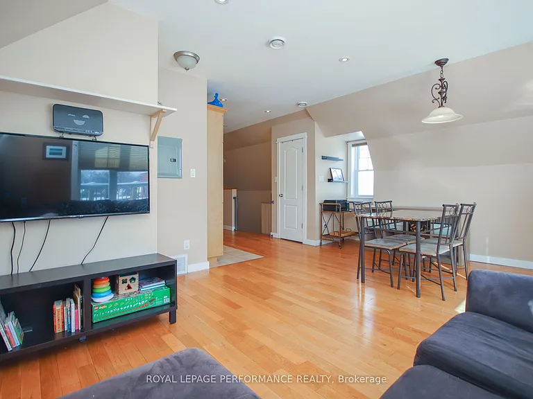 736 Cooper St E #3 — Photo 10