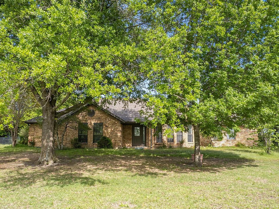 1st image of 3465 County Road 2184