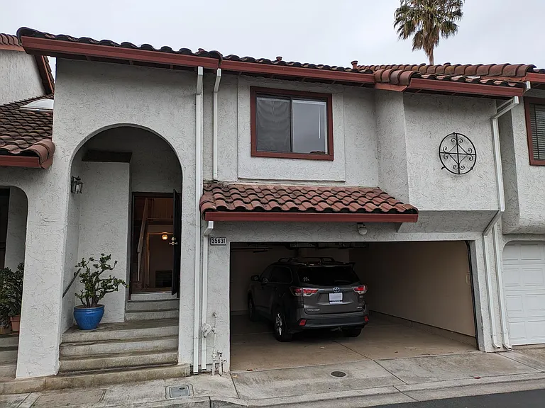 35631 Stowe Cmn — Photo 3