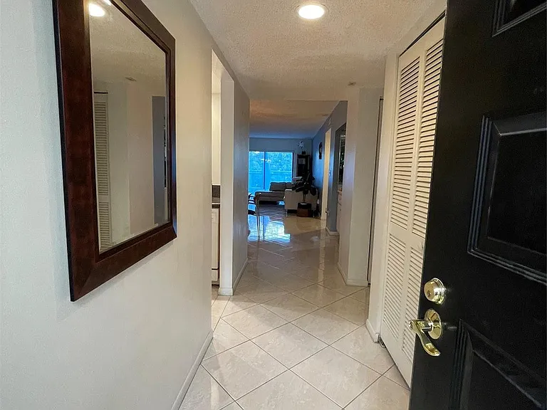 16141 Blatt Blvd — Photo 9