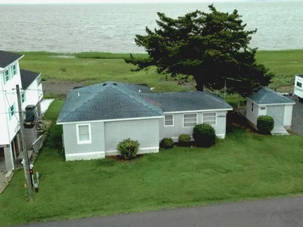 17090 Bayview Cir, Melfa, VA 23410