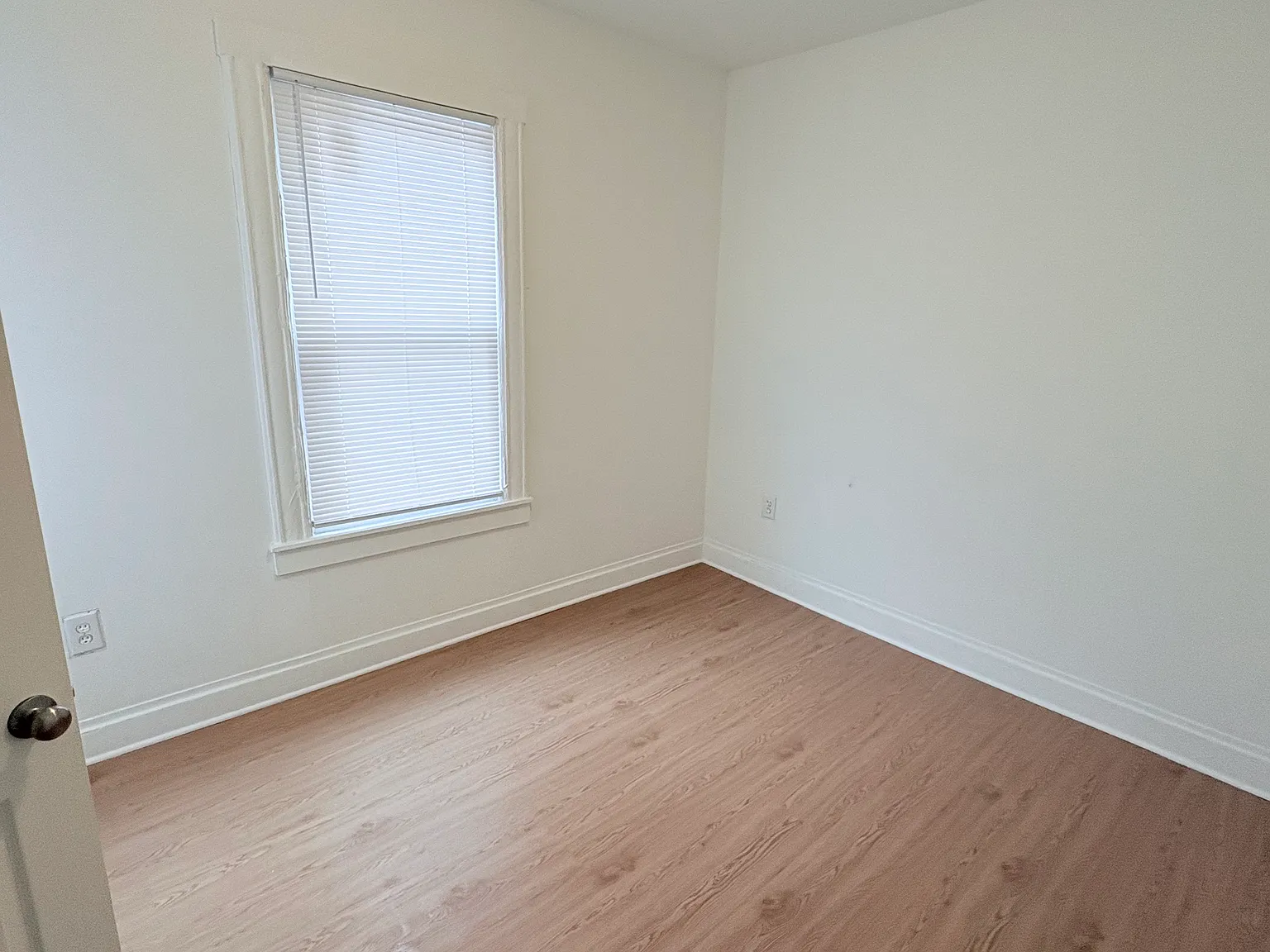 82 Malden St — Photo 4