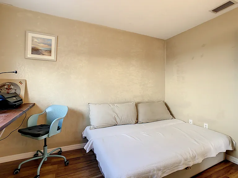 2437 Arapaho St — Photo 38