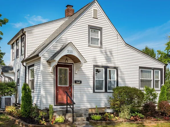 211 Brown St, Baltimore, OH 43105