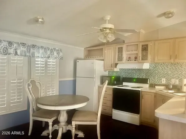 437 E GERMANN Road #67, San Tan Valley, AZ 85140