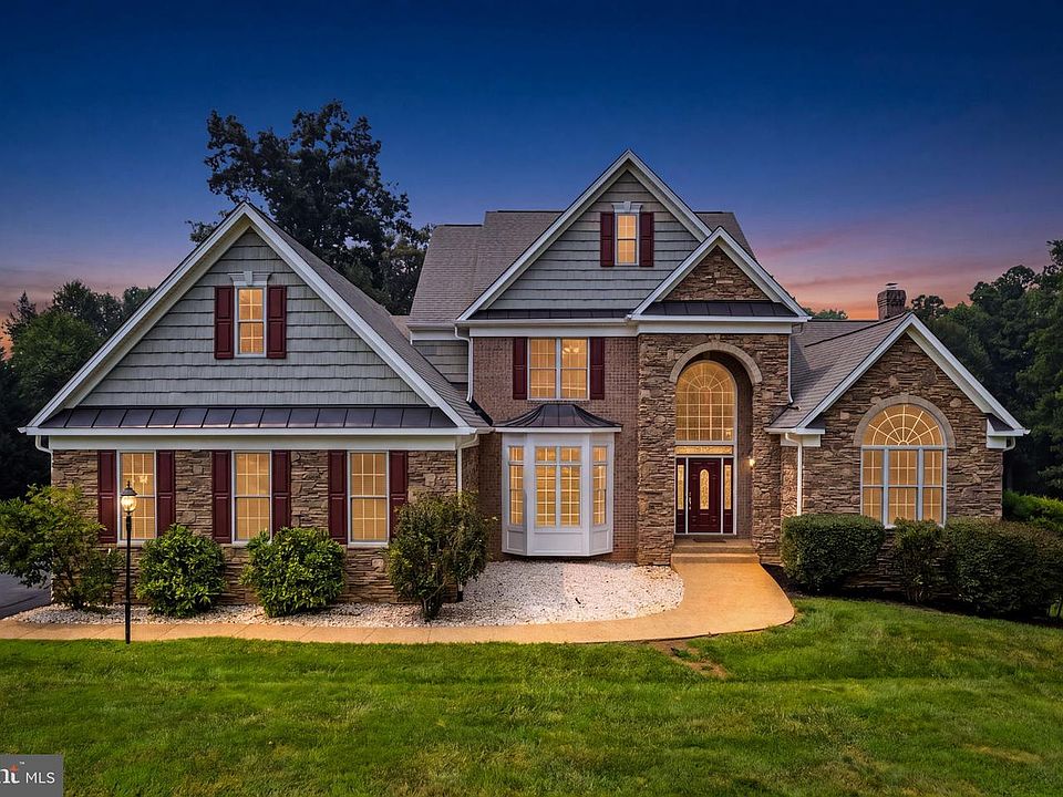 1st image of 202 Innovation Ln