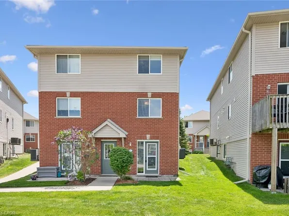 139 Brighton St #3C, Waterloo, ON N2J 4Z5