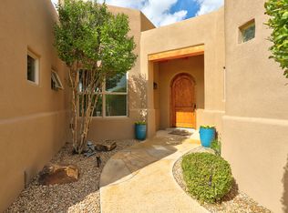 4901 Valle Rio Trl NW, Albuquerque, NM 87120