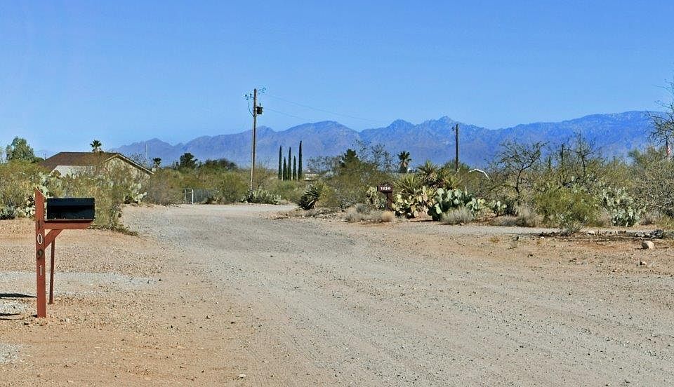 1st image of 1091 N Vail View Rd