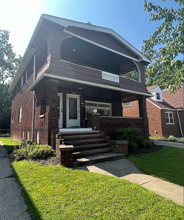 1st image of 2166 Chesterland Ave