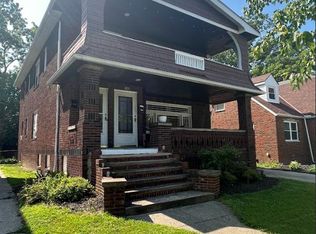 2166 Chesterland Ave, Lakewood, OH 44107
