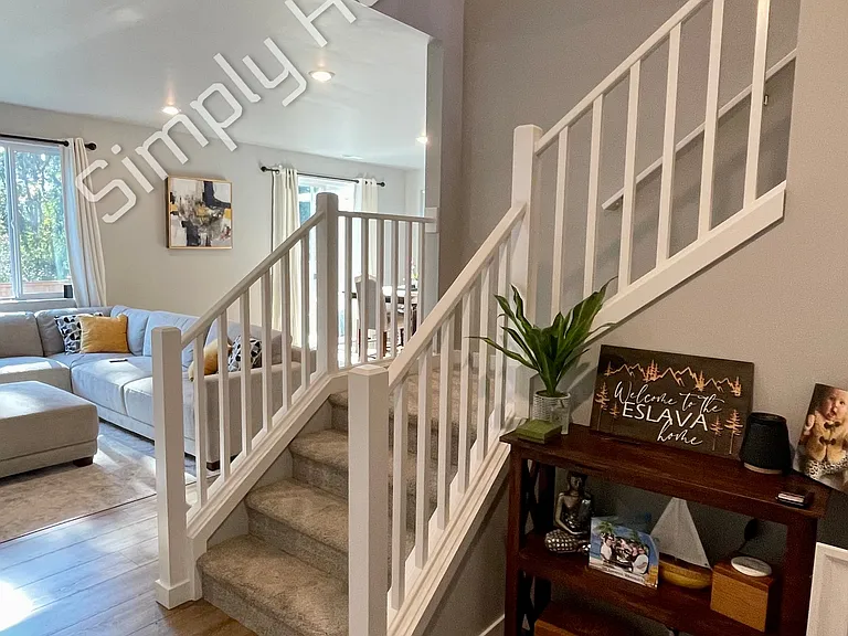 929 Vine Maple St SE — Photo 4