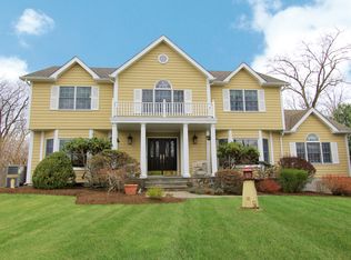 8 Saw Mill Rd, Katonah, NY 10536