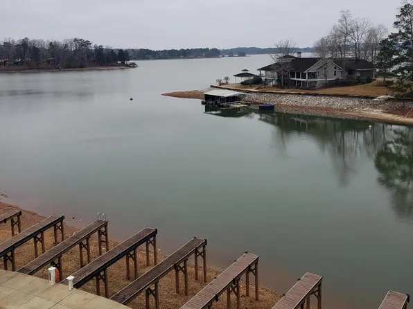 390 Marina Point Rd Unit D402, Dadeville, AL 36853