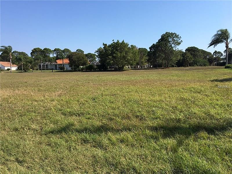 2nd image of 233 Sportsman Rd