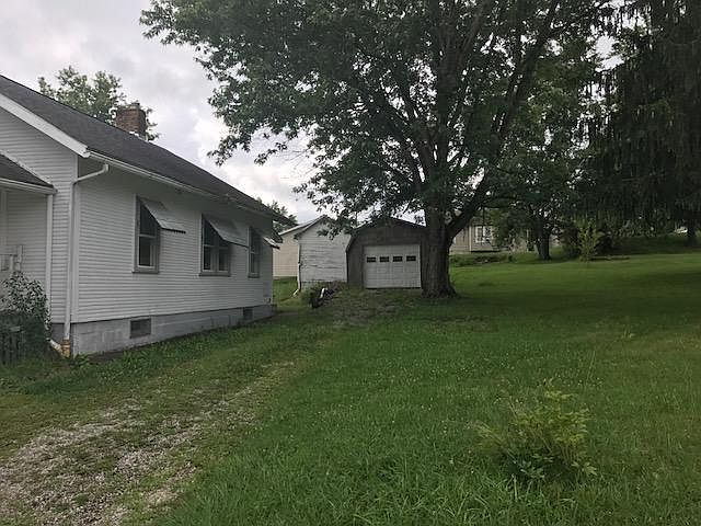 2nd image of 918 Arch St