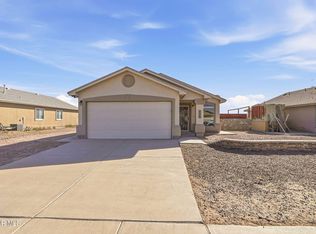 224 Flor Eucharis Dr, Socorro, TX 79927