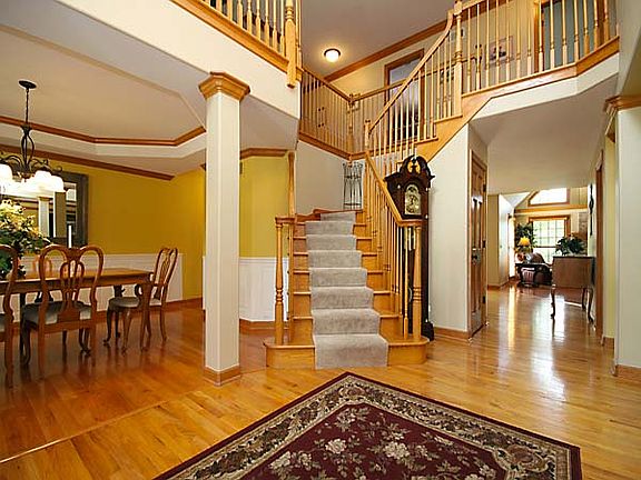 5th image of 2251 Brookwood Dr