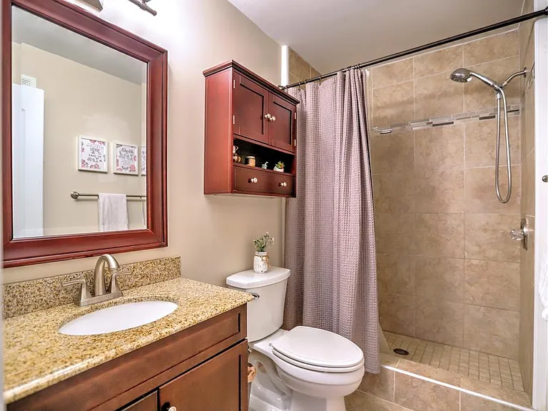 4266 Roswell Rd NE #K1 — Photo 3