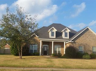 304 Roseine Dr, Warner Robins, GA 31088