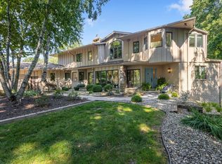 19353 Dorchester Ct, Bristol, IN 46507