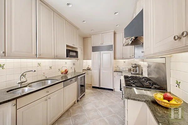 Sold by Halstead Real Estate | media 15