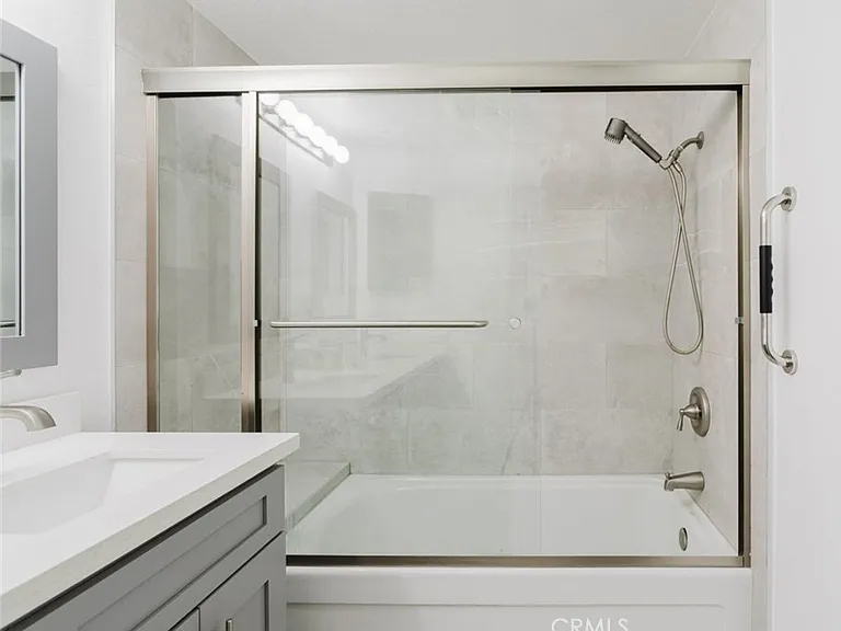 435 E Valencia Ave #105 — Photo 21