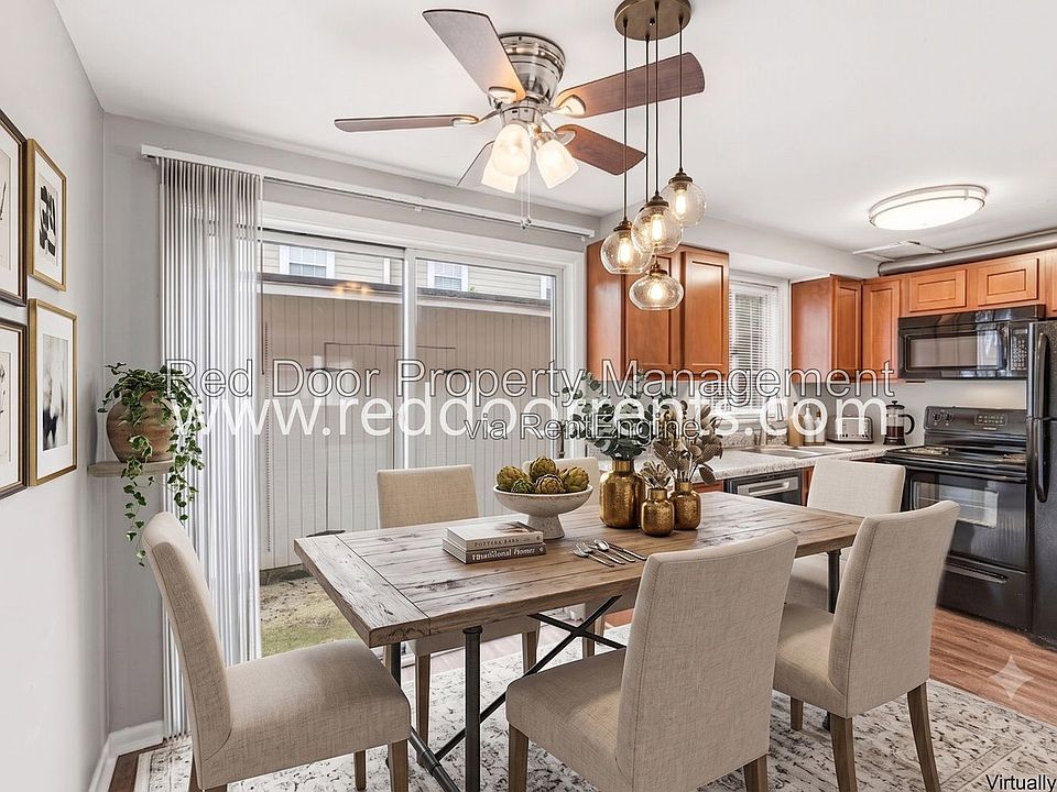 1st image of 335 1st Ave NW APT 3