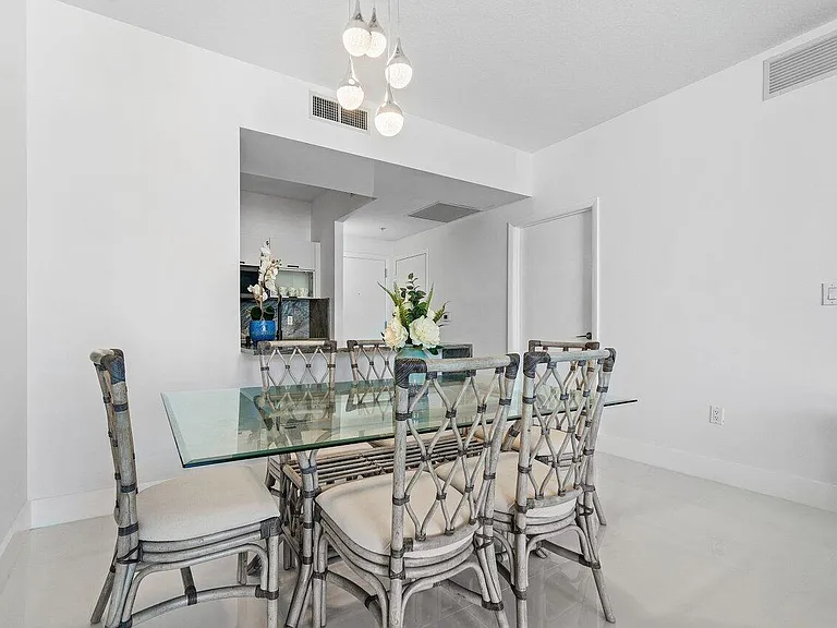 550 Okeechobee Blvd #1809 — Photo 8