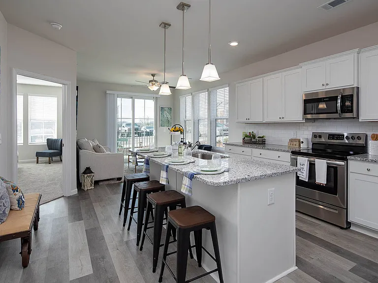 Crest at Burkitt Ridge Apartments — Photo 2