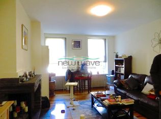 255 Newbury St APT 2R, Boston, MA 02116