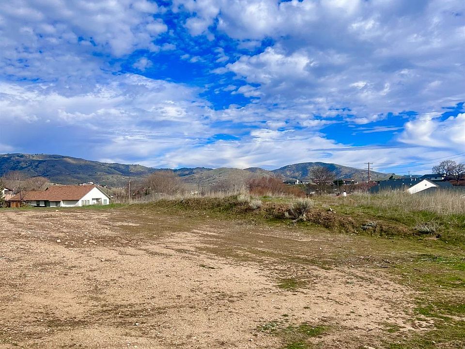 2nd image of 22512 Mariposa Rd #80