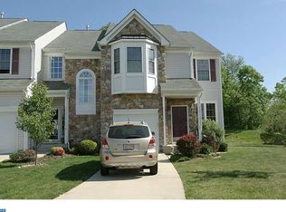 20 Farmington Ct, Bordentown, NJ 08505