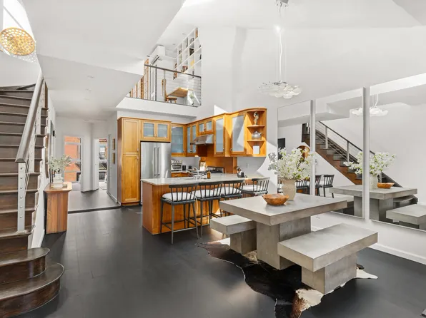 333 West 84th Street image 1 of 19