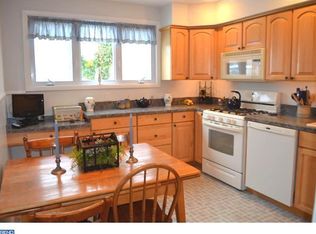 1026 Edgemoor Rd, Cherry Hill, NJ 08034