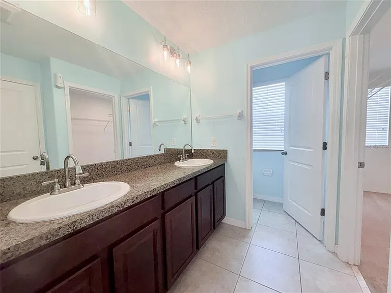4935 Reflecting Pond Cir — Photo 25