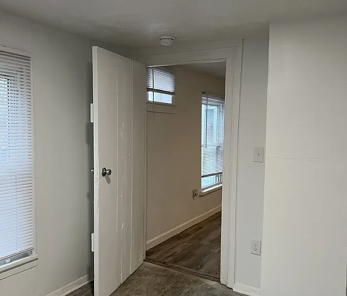 5446 Gov Barbour St #2 — Photo 12