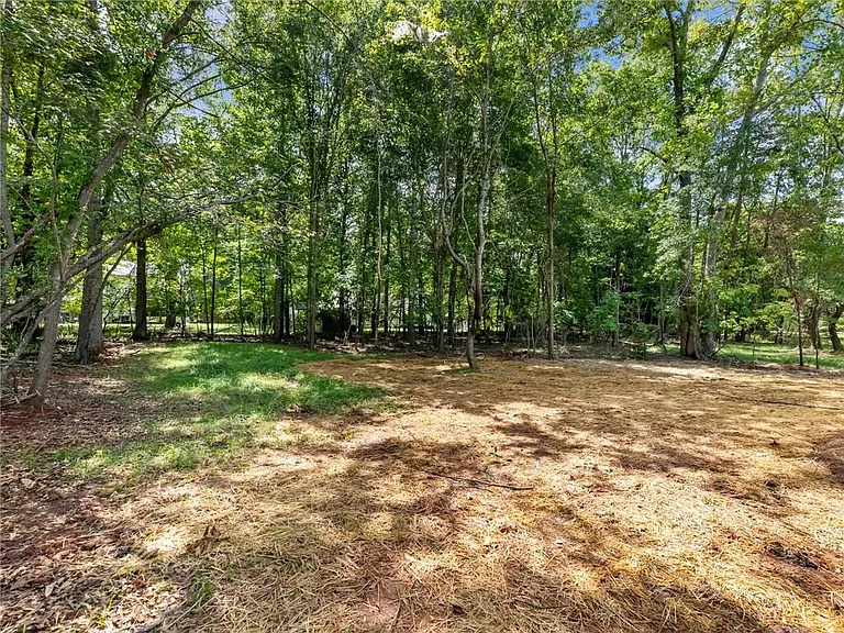 8083 Beachwood Dr — Photo 33