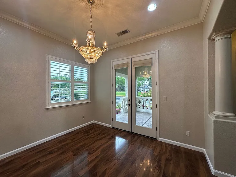 416 Farinelli Pkwy — Photo 4