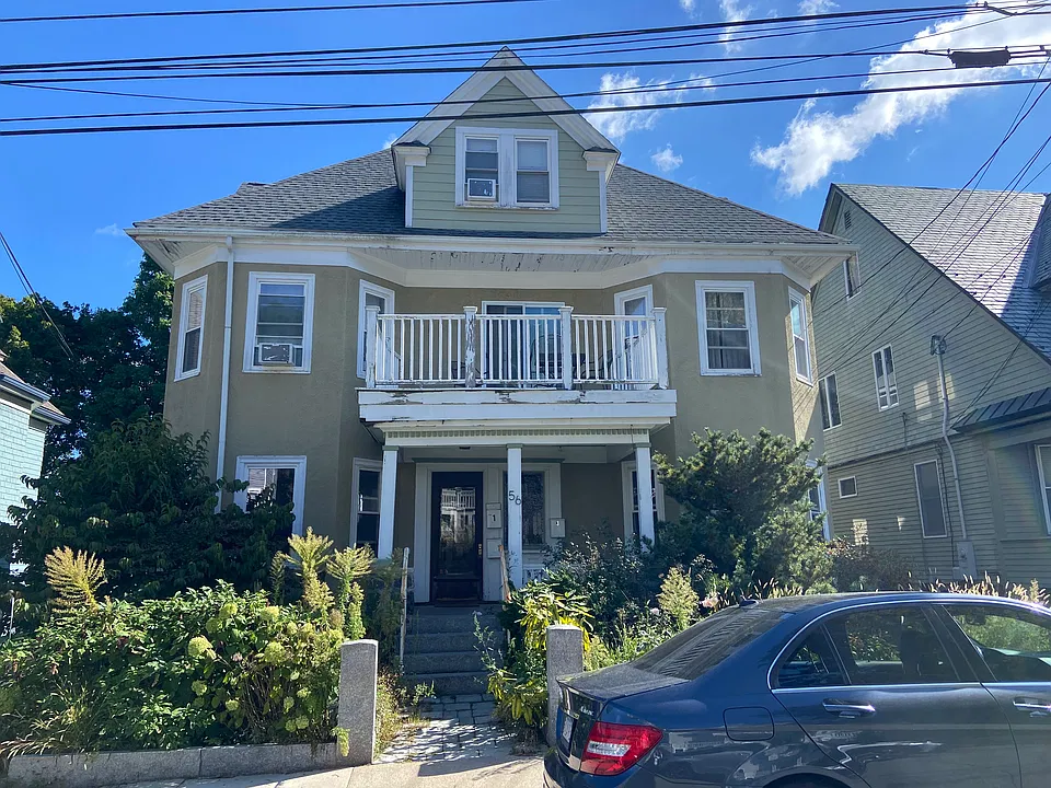 56 Hillsdale St #2